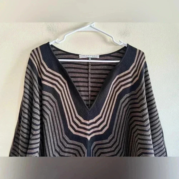 Trina Turk Gallivant Dress, Size XLarge - Picture 6 of 13